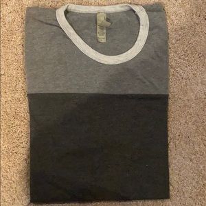 MTL Apparel gray short sleeve shirt size Large